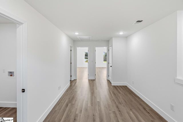 4048 Parris Bridge Road, Boiling Springs, SC 29316