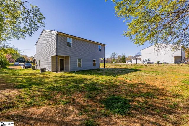 4048 Parris Bridge Road, Boiling Springs, SC 29316