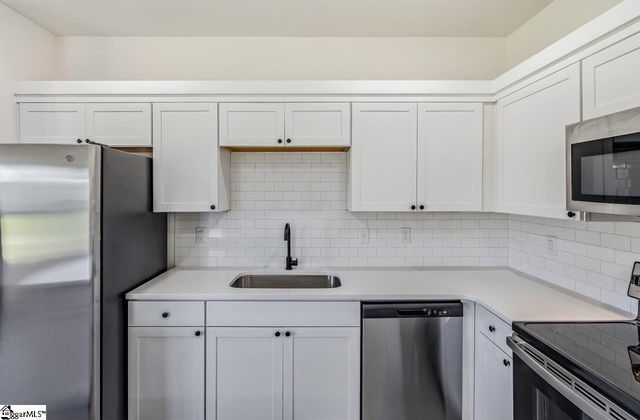 4048 Parris Bridge Road, Boiling Springs, SC 29316