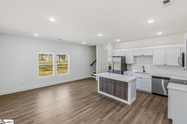 4048 Parris Bridge Road, Boiling Springs, SC 29316