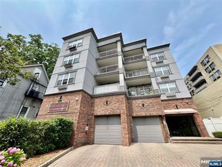 547 Gorge Road 4B, Cliffside Park, NJ 07010