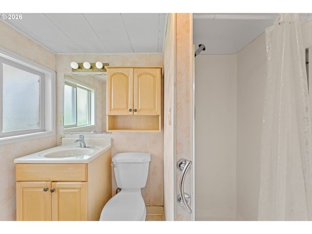 11333 Ne MORRIS St, Portland, OR 97220