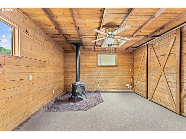 11333 Ne MORRIS St, Portland, OR 97220