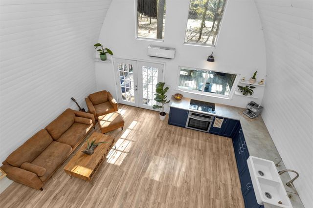 215 Fm 2929 Road, Huntsville, TX 77340