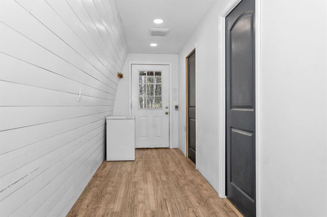 215 Fm 2929 Road, Huntsville, TX 77340