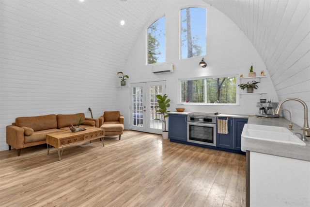 215 Fm 2929 Road, Huntsville, TX 77340