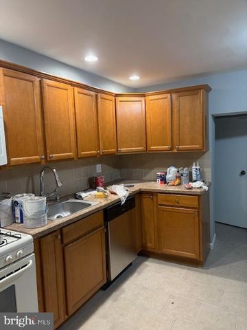 223 SIGEL ST, Philadelphia, PA 19148