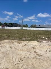 2128 NE 15th AVE, Cape Coral, FL 33909