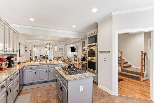 520 Vinings Estates SE Drive B04, Mableton, GA 30126