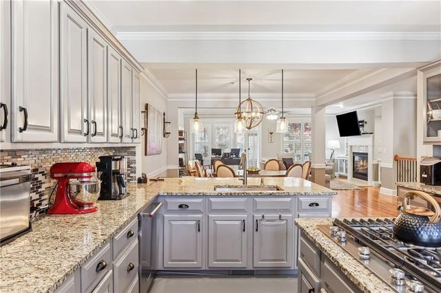 520 Vinings Estates SE Drive B04, Mableton, GA 30126