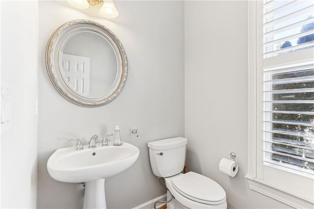 520 Vinings Estates SE Drive B04, Mableton, GA 30126