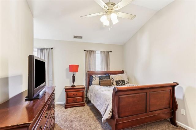 520 Vinings Estates SE Drive B04, Mableton, GA 30126