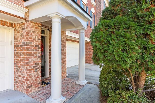 520 Vinings Estates SE Drive B04, Mableton, GA 30126