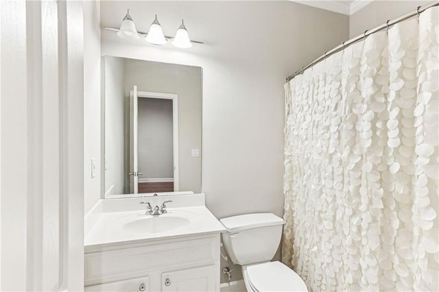 520 Vinings Estates SE Drive B04, Mableton, GA 30126