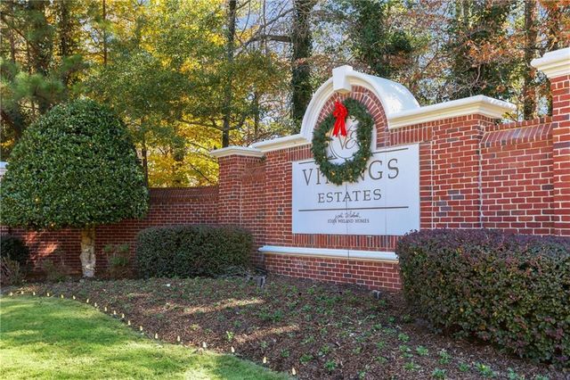 520 Vinings Estates SE Drive B04, Mableton, GA 30126