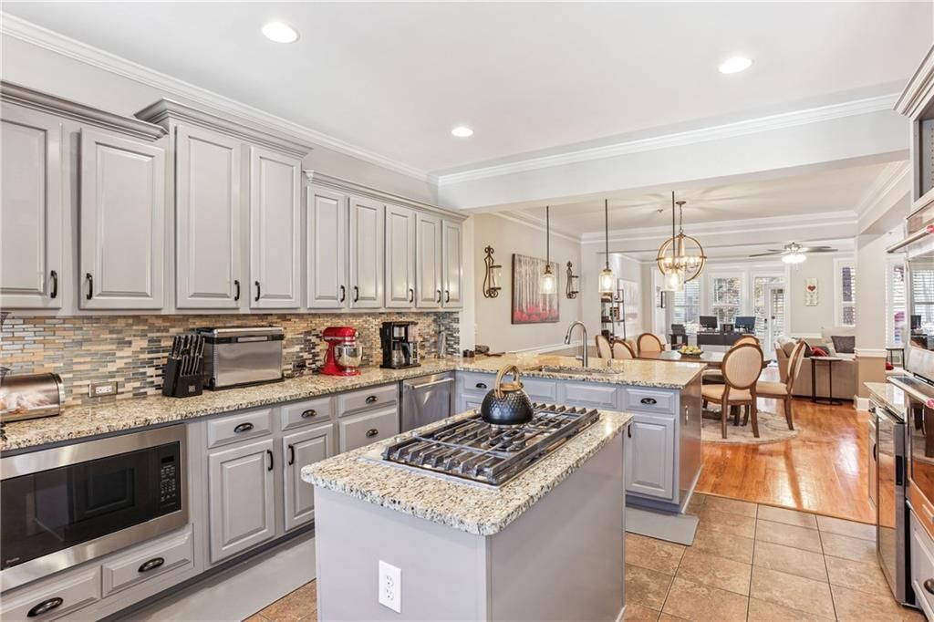 520 Vinings Estates SE Drive B04, Mableton, GA 30126