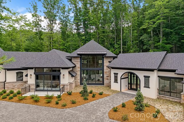 504 Hollow Trail, Asheville, NC 28803