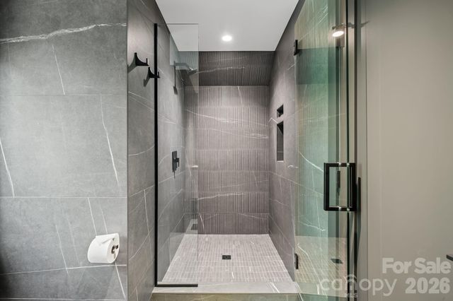 504 Hollow Trail, Asheville, NC 28803