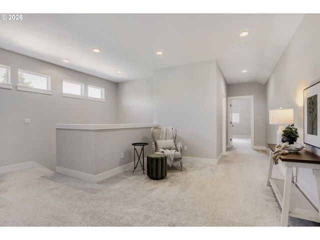 10474 Sw LUCY Ct, Portland, OR 97223