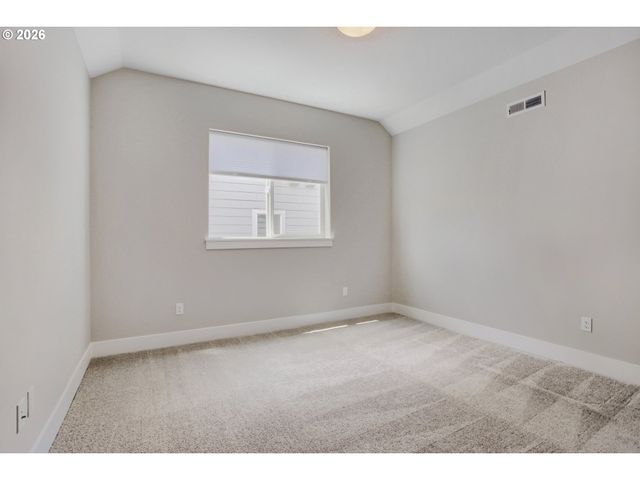 10474 Sw LUCY Ct, Portland, OR 97223