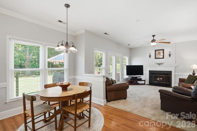 13315 Kintyre Court, Matthews, NC 28105