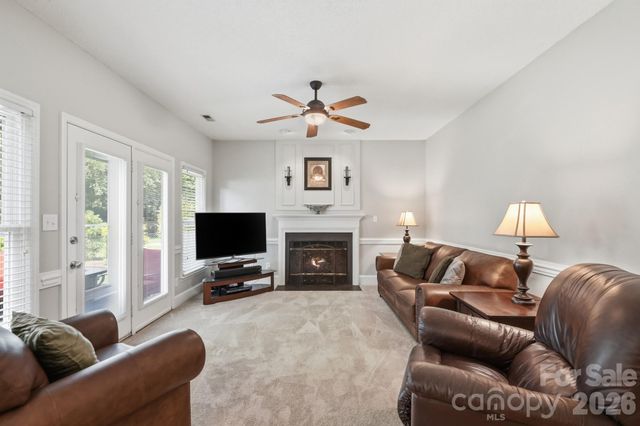 13315 Kintyre Court, Matthews, NC 28105