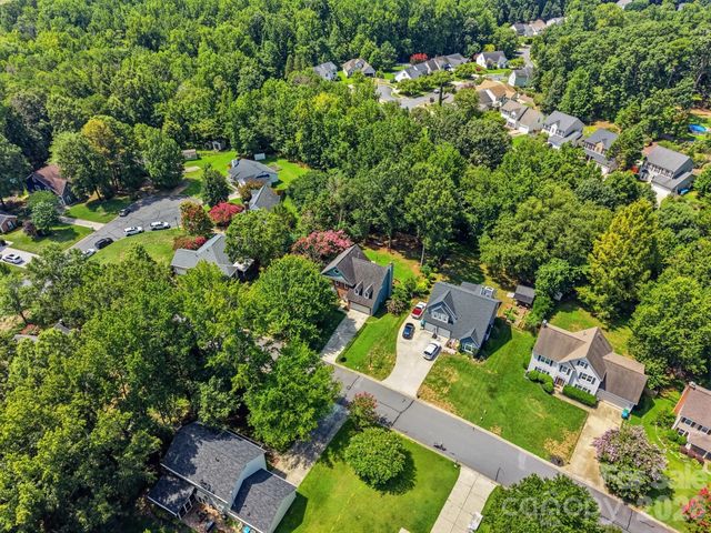 13315 Kintyre Court, Matthews, NC 28105