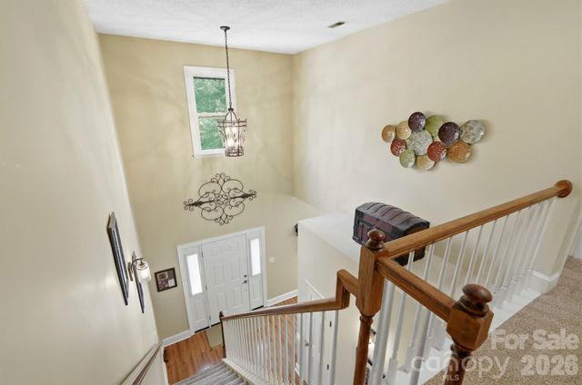 13315 Kintyre Court, Matthews, NC 28105