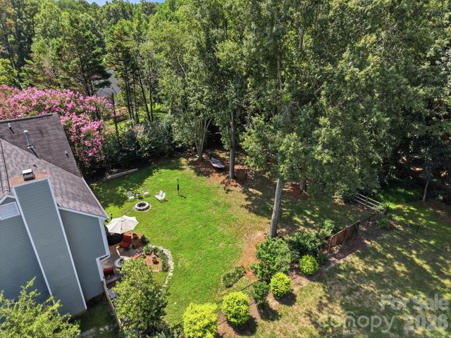 13315 Kintyre Court, Matthews, NC 28105