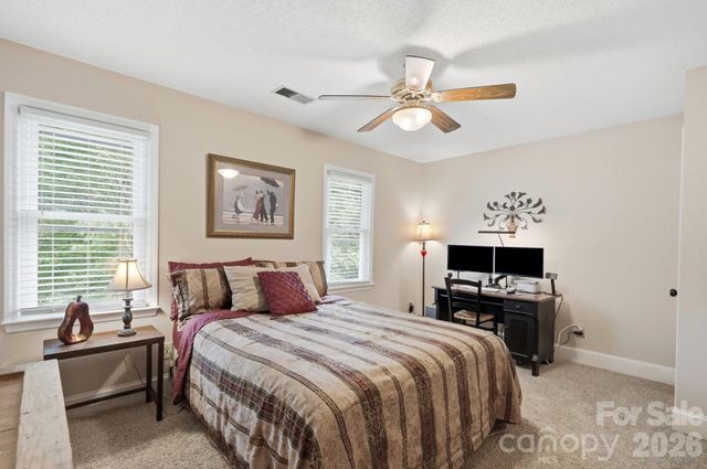 13315 Kintyre Court, Matthews, NC 28105