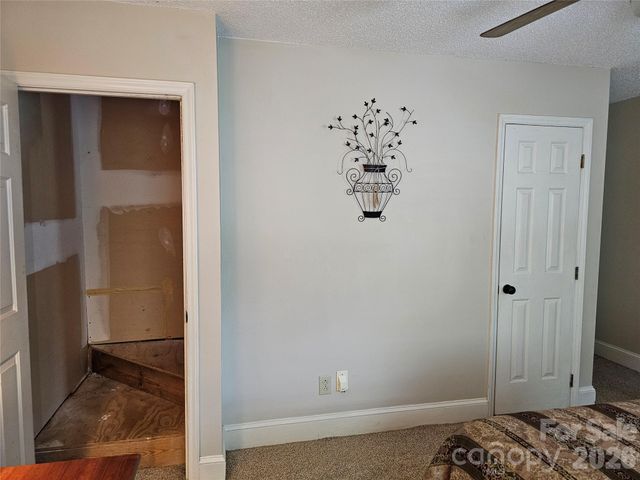 13315 Kintyre Court, Matthews, NC 28105