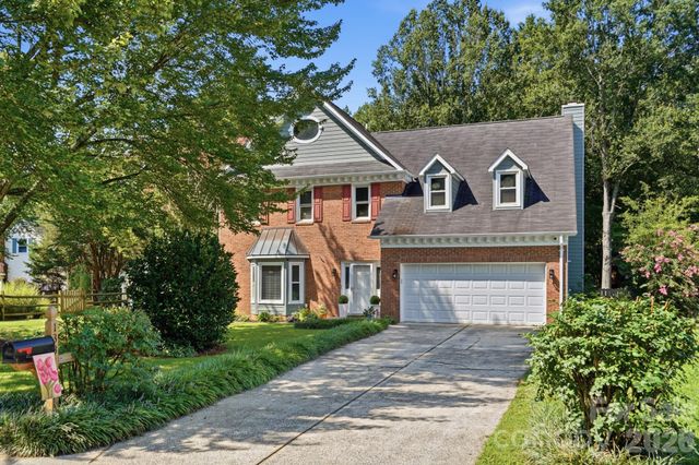 13315 Kintyre Court, Matthews, NC 28105