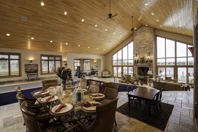 5696 SCHOOL DRIVE, Green Bay, WI 54313