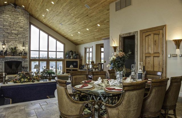 5696 SCHOOL DRIVE, Green Bay, WI 54313