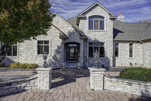 5696 SCHOOL DRIVE, Green Bay, WI 54313