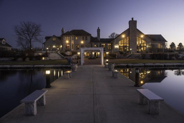 5696 SCHOOL DRIVE, Green Bay, WI 54313