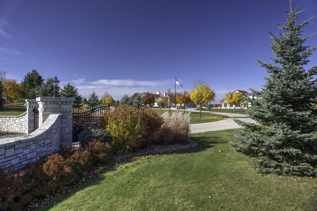 5696 SCHOOL DRIVE, Green Bay, WI 54313