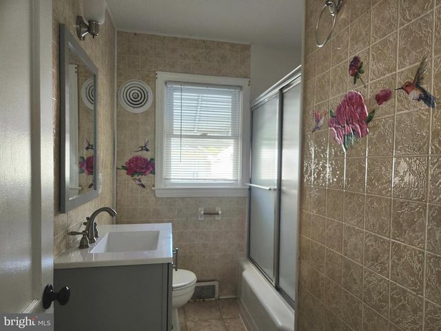 505 E COLLEGE AVE, Salisbury, MD 21804