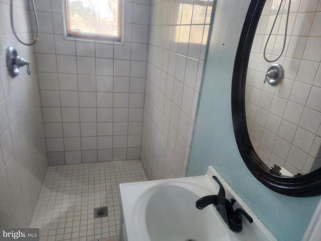 505 E COLLEGE AVE, Salisbury, MD 21804