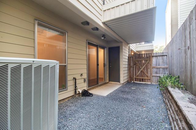 2940 Cline Street, Houston, TX 77020