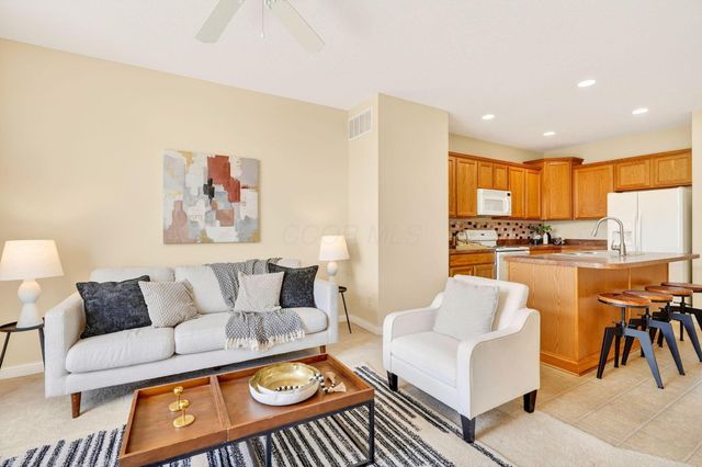 324 Benedetti Avenue, Columbus, OH 43213