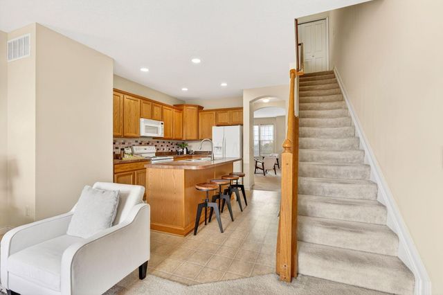 324 Benedetti Avenue, Columbus, OH 43213