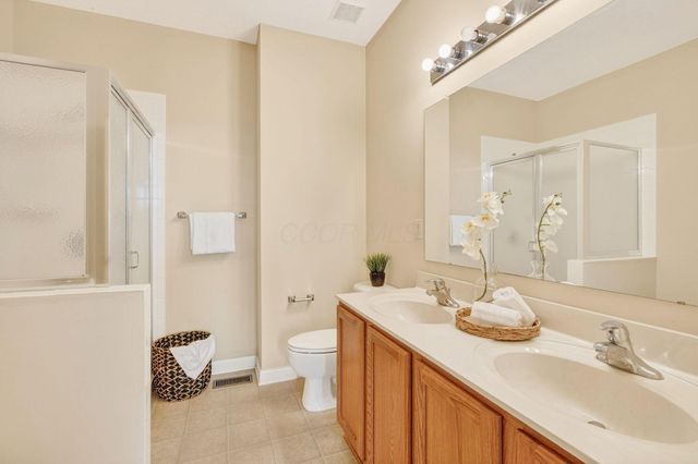 324 Benedetti Avenue, Columbus, OH 43213