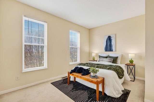 324 Benedetti Avenue, Columbus, OH 43213