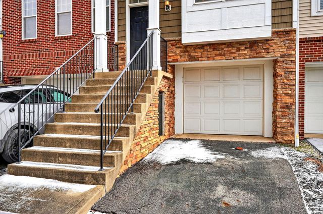 324 Benedetti Avenue, Columbus, OH 43213