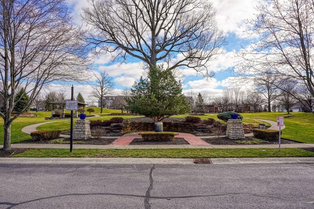 324 Benedetti Avenue, Columbus, OH 43213