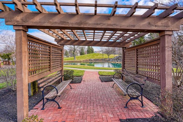 324 Benedetti Avenue, Columbus, OH 43213