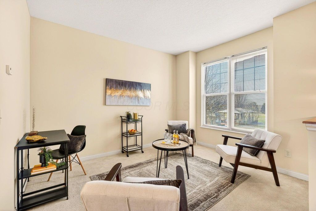 324 Benedetti Avenue, Columbus, OH 43213