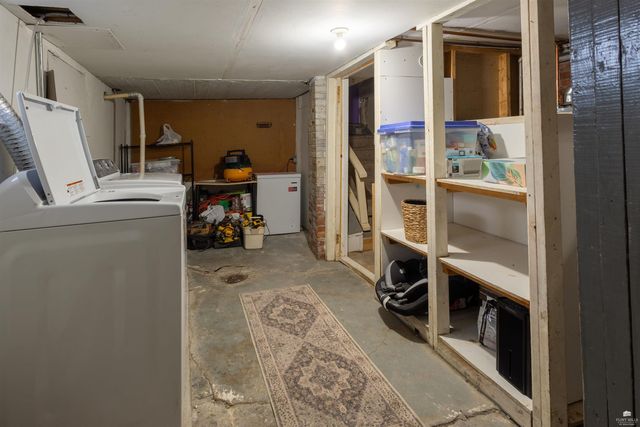 1500 Houston Street, Manhattan, KS 66502