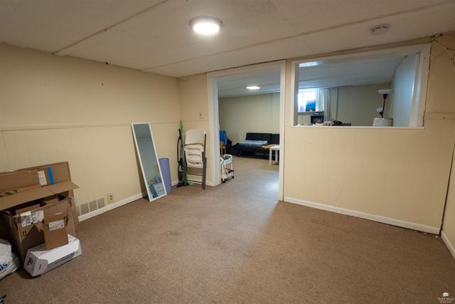 1500 Houston Street, Manhattan, KS 66502